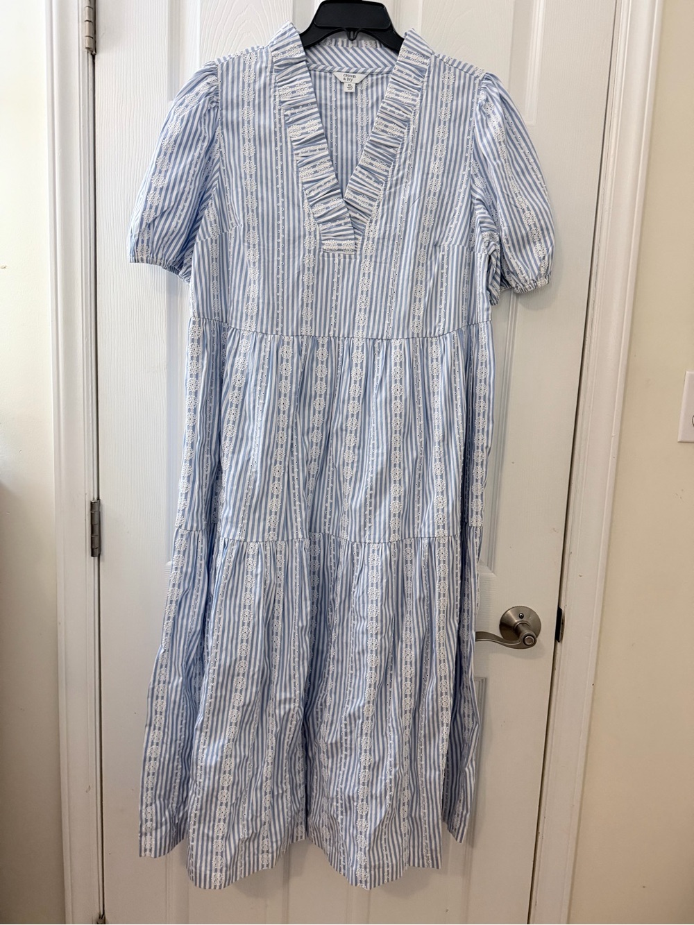 Crown & ivy striped ruffle collar tiered dress sz XL